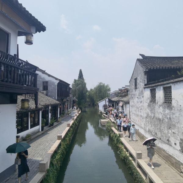 所有人都适合用气垫bb么？那么哪一款气垫bb适合敏感肌又是油性皮肤的学生的？游戏画面